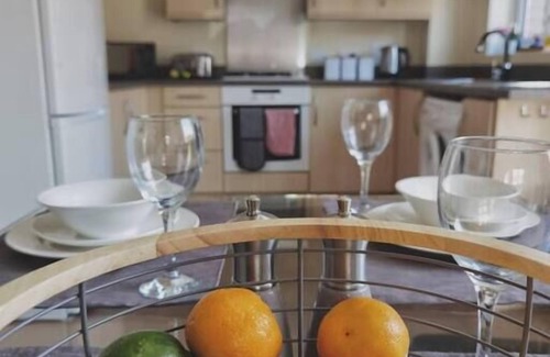 Eastleigh House | Lakeside: Argosy 3 bedroom sleeps 6