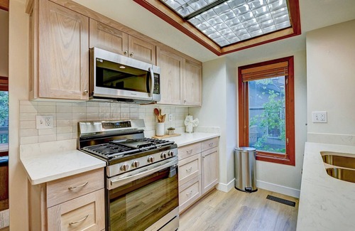 Deer Valley House | Lakeside at Deer Valley Resort - 3 Bed/3 Bath