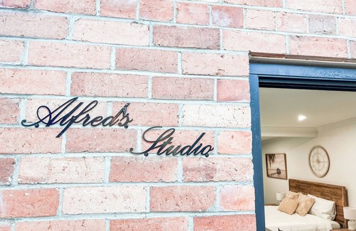 Lake Wendouree Apartment | Lakeside Bliss | Top location Guesthouse
