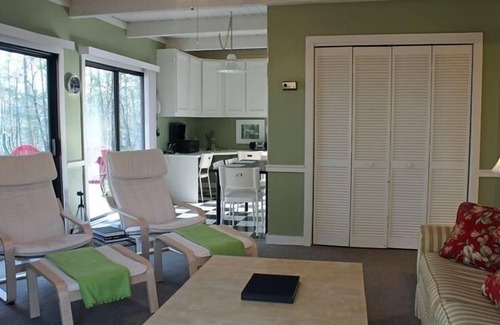 LaGrange Cabin | Lakeside Cabin - Great Fishing & Privacy at its Best!