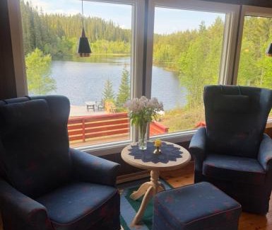 Skaun Cabin | Lakeside cabin
