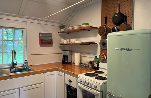 Cooperstown - Otsego Lake Cottage | Lakeside Camp in Cooperstown, NY