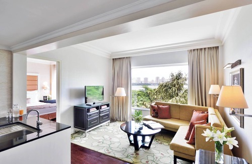 Powai Hotel | Lakeside Chalet - Mumbai, Marriott Executive Apartments