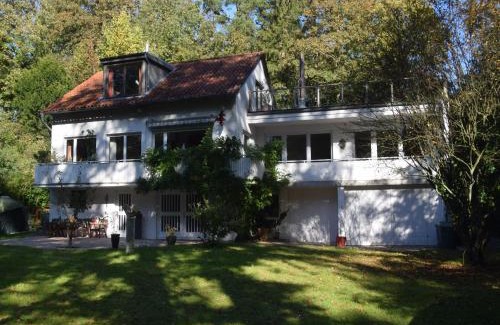 Eutin Apartment | Lakeside Comfort with Balcony, cleaning included