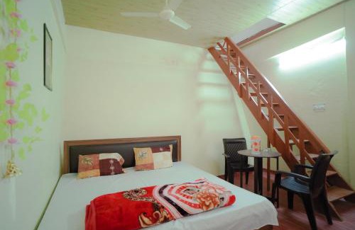 Amritpur House | Lakeside cottage at saikhola