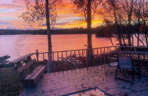Greenville House | Lakeside cottage, close to town, large lot, 300+ft of Moosehead Lake frontage
