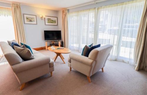 Windermere House | Lakeside Cottage