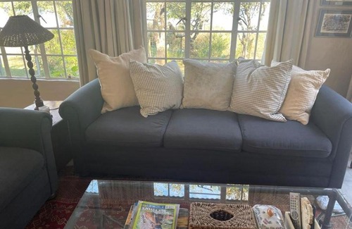 Mpofana Apartment | Lakeside Cottage on Spring Grove