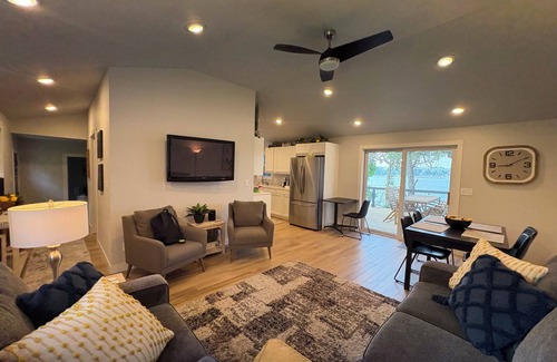 Vergas Cottage | Lakeside Cottage on Trowbridge Point - Swim, Fish, Relax!