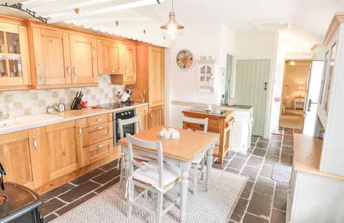 Ballyroddy Cottage | LAKESIDE COTTAGE, romantic, with open fire in Boyle, County Roscommon