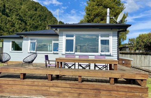 Rototai House | Lakeside Escape Vacation Home