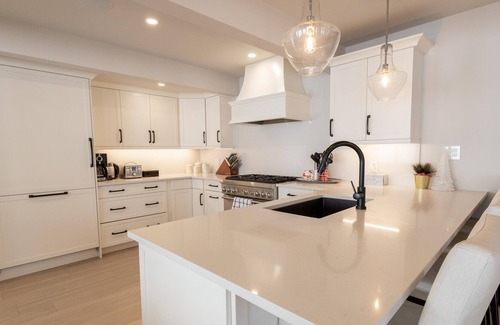St. Williams Villa | Lakeside Family Villa with views of Lake Erie
