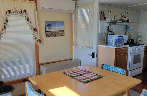 Three Mile Bay Cottage | Lakeside Getaway with 300 ft on Lake Ontario