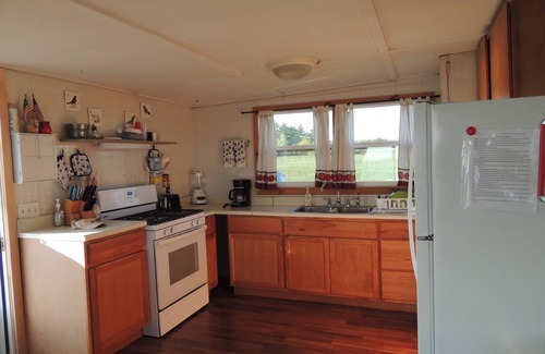 Three Mile Bay Cottage | Lakeside Getaway with 300 ft on Lake Ontario