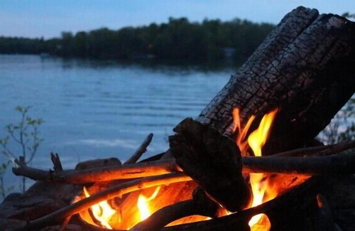 Havelock-Belmont-Methuen House | Lakeside Haven - 4 Season Property - Cordova Lake, Havelock Ontario