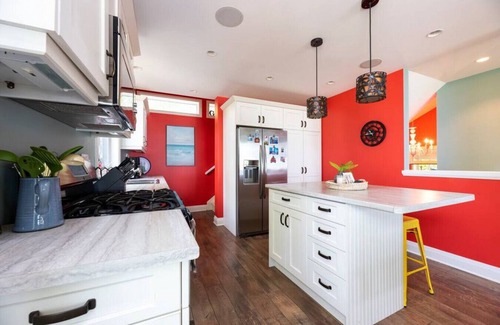 Grand Bend House | Lakeside Haven- Grand Bend