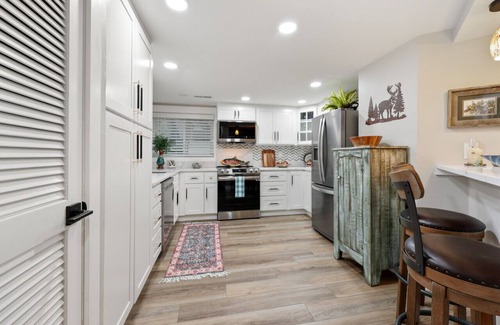 East Olympia House | Lakeside Haven Olympia