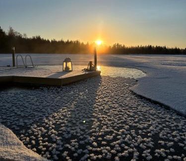 Rovaniemi Ski Chalet | Lakeside holiday home
