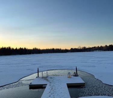 Rovaniemi Ski Chalet | Lakeside holiday home