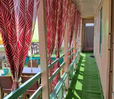 Sudarbal House | LakeSide Homestay Srinagar