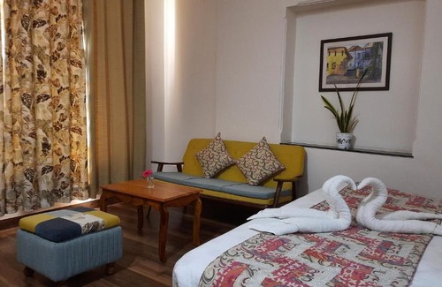 Jodhpur House | Lakeside Inn Ratanada