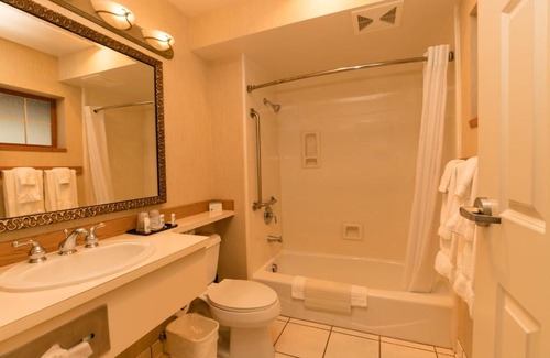 Chelan Cabin | Lakeside Lodge and Suites