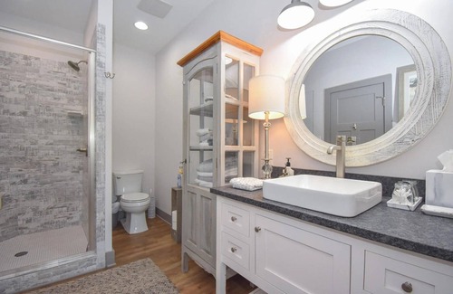 Dadeville House | Lakeside Luxury: Home with Panoramic Views and