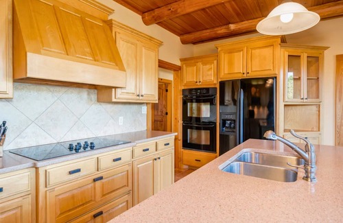Royal House | Lakeside Luxury Retreat w/Heated Pool - Sleeps 28