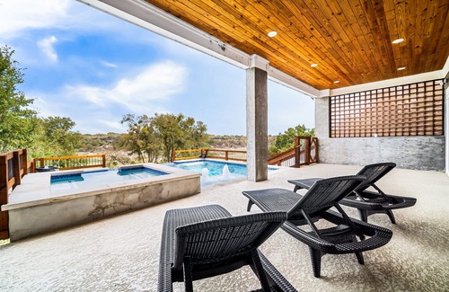 Spicewood House | Lakeside Luxury w Hot Tub Game Room & Scenic Views