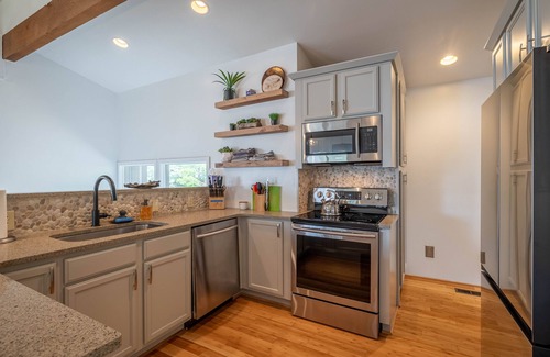 Nebo House | Lakeside Pagoda-Lake and Mountain Views- Easy Walk To Private Dock W/Boat Slip