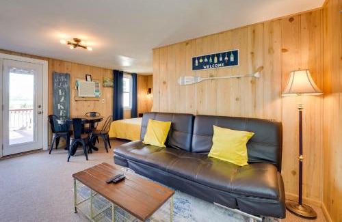 Kimberling City House | Lakeside Reeds Spring Home with Pool Access and Deck!