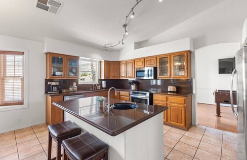Arrowhead Lakes House | Lakeside Retreat - Heated Pool, Boat, Lake, Mountain Views 15 min to AZ Cardinals State Farm Stadium!