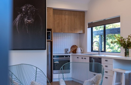 Wanaka Apartment | Lakeside road New Apartment