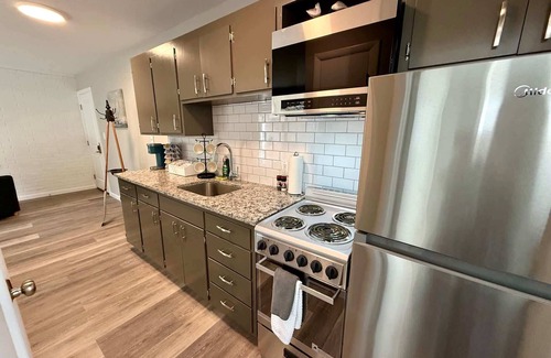 Bridgman Condo | Lakeside Serenity: 1BD Villa with Private Deck