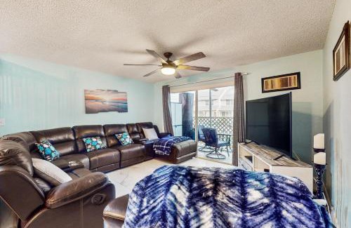Inverness House | Lakeside Serenity Retreat