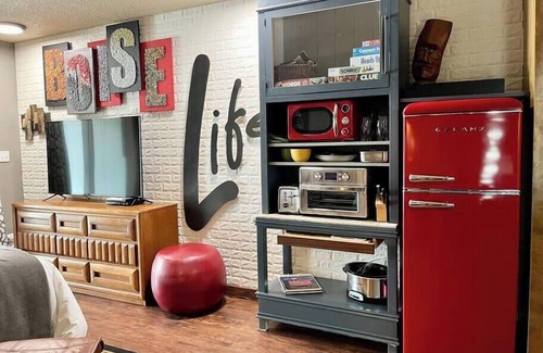 Boise Apartment | Lakeside Studio -> Kayaks & Bikes included!