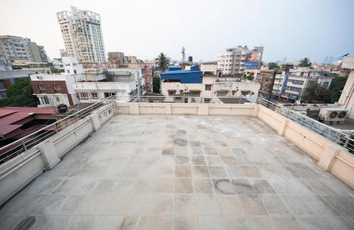 Kolkata Apartment | Lakeside Suites
