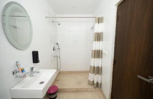 Kolkata Apartment | Lakeside Suites