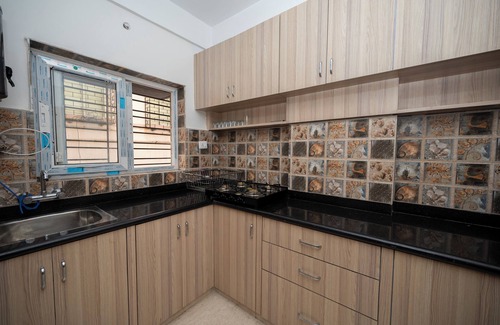 Kolkata Hotel | LAKESIDE SUITES