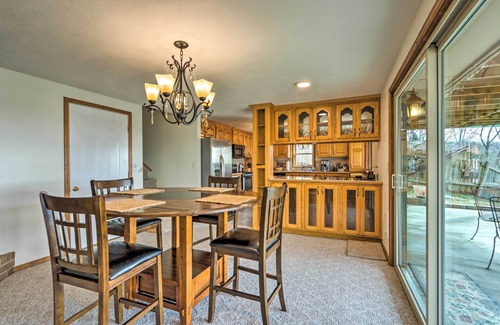Urbana House | Lakeside Urbana Home - Near Hunting & Fishing!