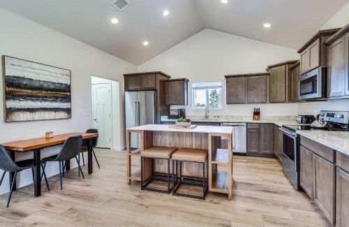 Pinetop-Lakeside House | Lakeside Vacation Rental 4 Mi to Show Low Lake!