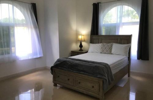Salem Villa | Lakeside Villa