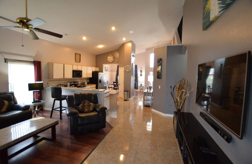 Davenport Villa | LAKESIDE VILLA, large remodelled 6 Bed villa overlooking a lake, total luxury