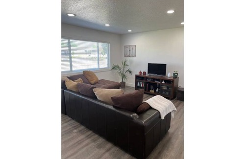 American Falls House | Laketown Retreat King Mattress, Traeger & More