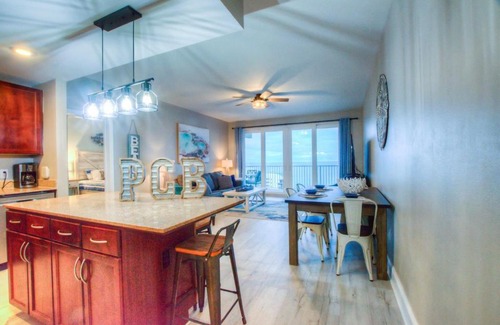 Panama City Beach House | Laketown Wharf 1427 By ZIA VR