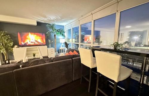 CityPlace Apartment | LakeView 2Bdrms 2Baths with 3 real beds and parking