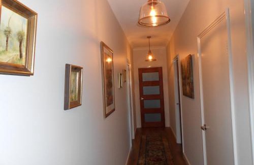 Bridgetown House | Lakeview
