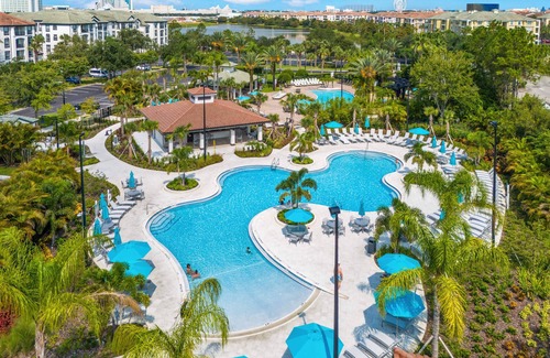 Florida Central Atlantic Coast Condo | LAKEVIEW Condo at Vista Cay Resort!