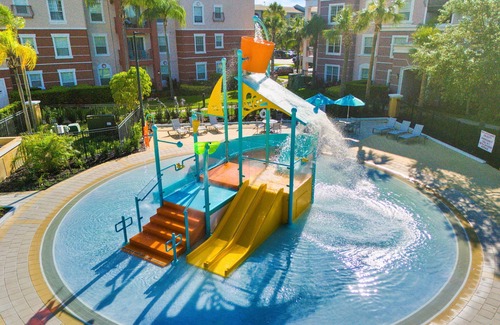 Florida Central Atlantic Coast Condo | LAKEVIEW Condo at Vista Cay Resort!