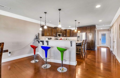 Indian Point Condo | Lakeview Condo Only 5 Min to Silver Dollar City! Enjoy 1419 for Vacation!